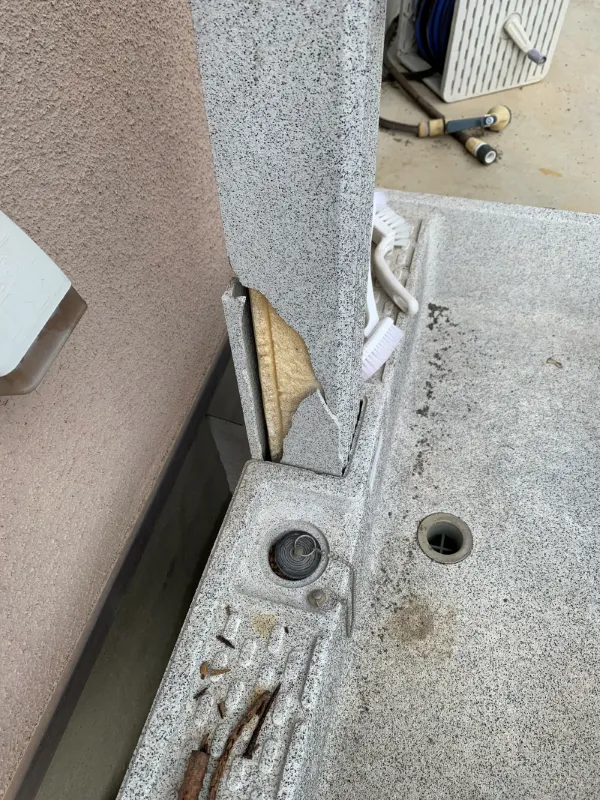 ハウスクリーニングで破損した屋外の水栓01